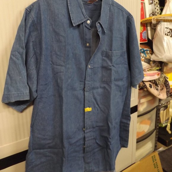 MEN'S SHORT SLEEVE DENIUM SHIRT, LARGE, 100% COTTON - Picture 1 of 3